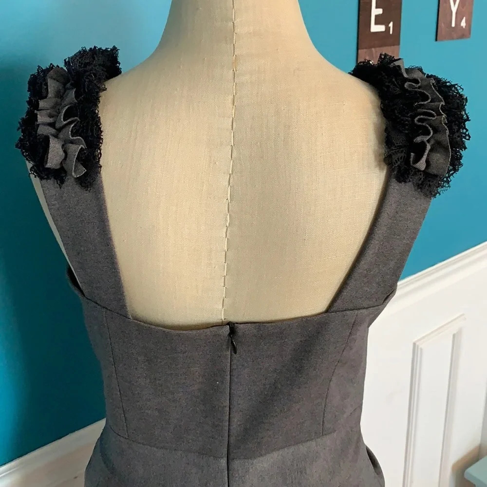 Women’s AYSHA gray v-neck fitted dress 6 - Picture 3 of 4
